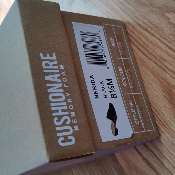 Cushionaire Memory Foam Nerida Black Heeled Sandals, size 8.5M - Picture 5 of 6